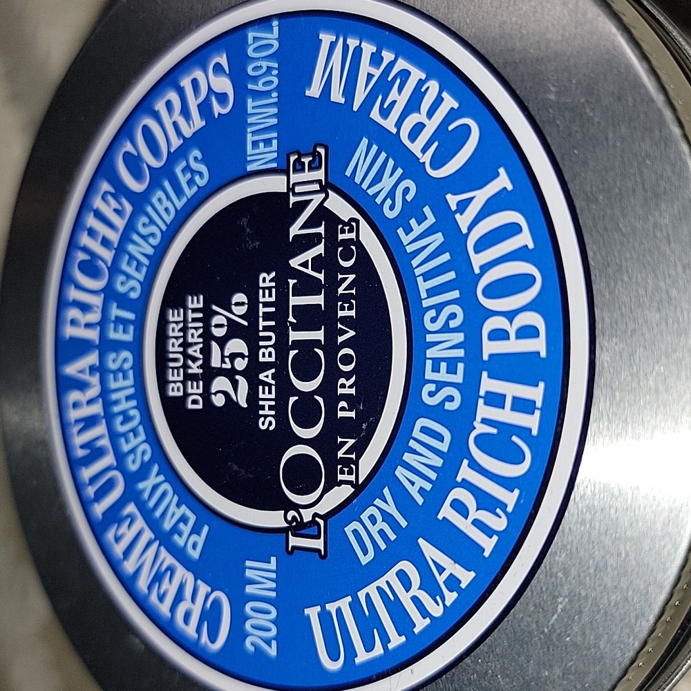 L'Occitane 3 Piece Bundle - Picture 7 of 8